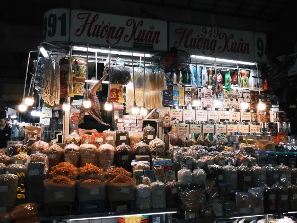Khu bếp nấu món